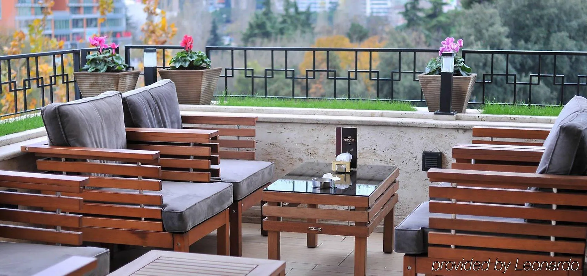 Monarc Hotel Tirana 4*,  Albánia