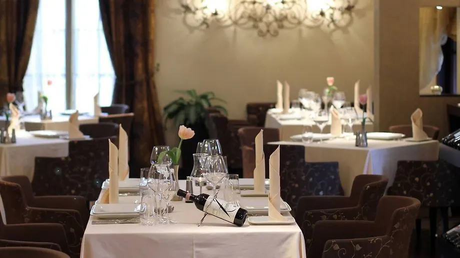 Monarc Hotel Tirana